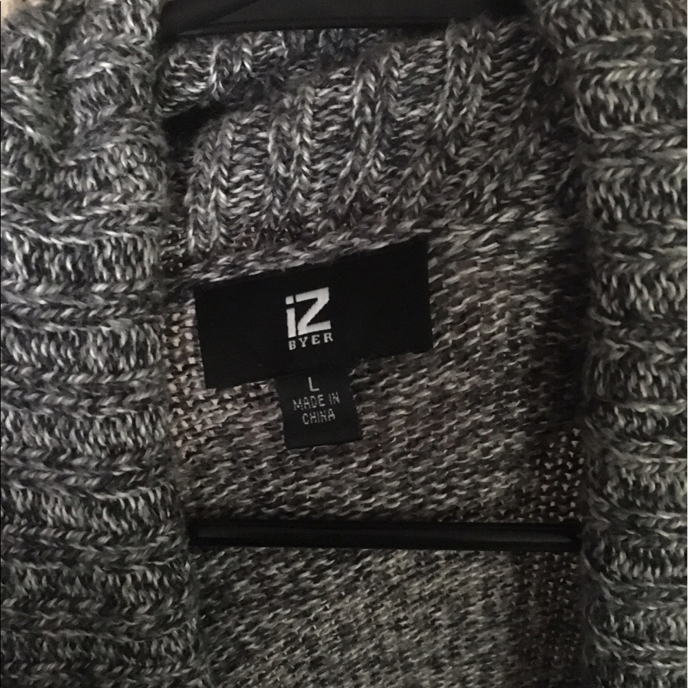 Sweater - Picture 3 of 3
