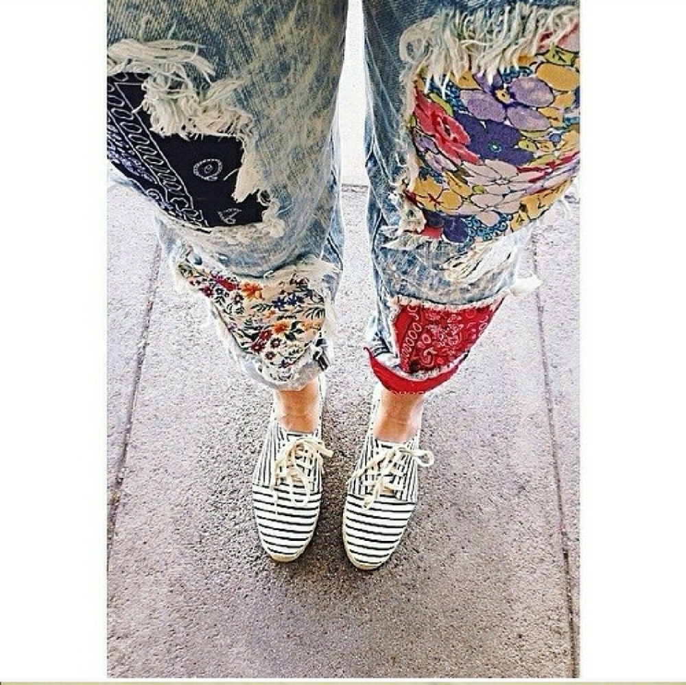 LF Floral Patch Light  Acid Boyfriend Jeans