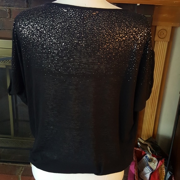 Top - Picture 2 of 4