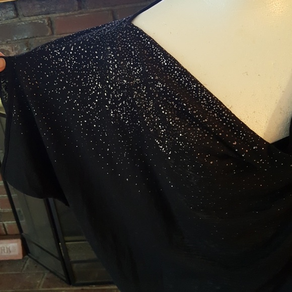 Top - Picture 3 of 4