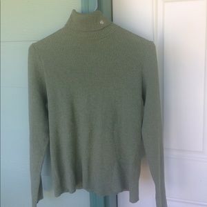 Ralph Lauren turtleneck sweater size M