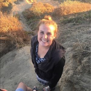 Meet your Posher, Leigh