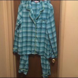 Victoria Secrets pajama set