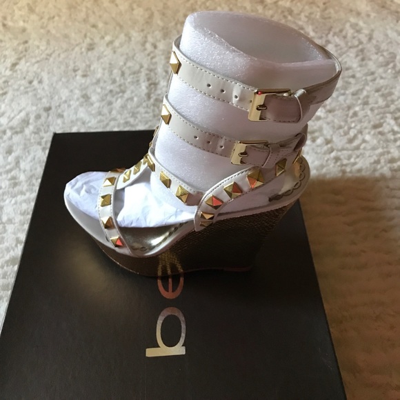 Bebe Katarina Wedges - Picture 2 of 5