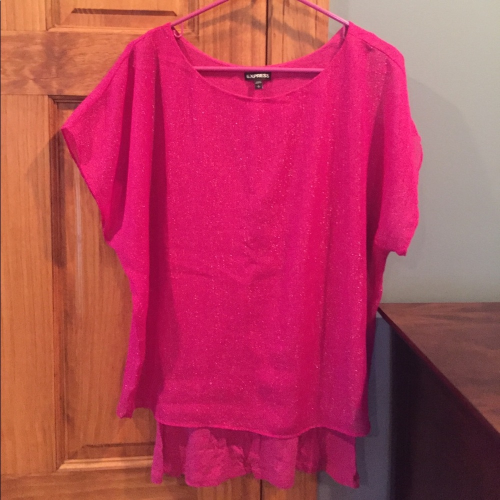 Glittery pink short-sleeve top