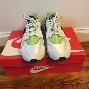 Nike Air Huarache Sneaker