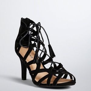 Scallop Lace-Up Heels (Wide Width)