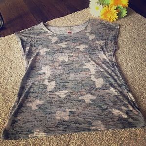Camouflage Cap Sleeve T-shirt, Sz L