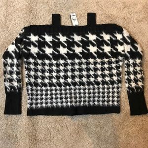 Express houndstooth sweater