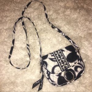 Like new Vera Bradley Cross Body purse