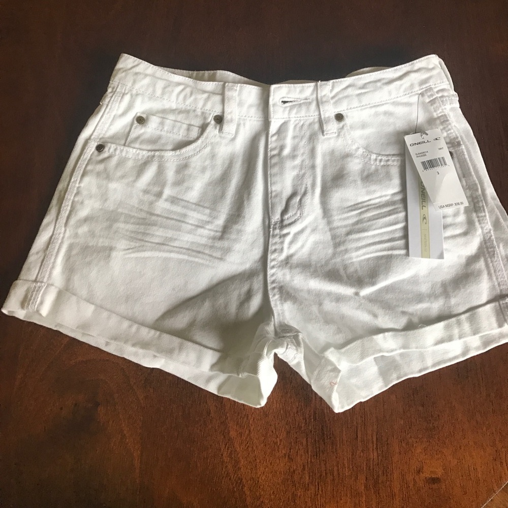 O'Neill white phoebe shorts size 3 NWT