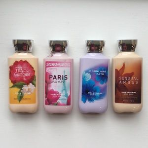 BATH & BODY WORKS ~ 4 lotion bundle!