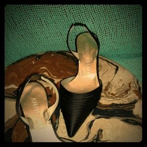 Anne Klein black satin pumps