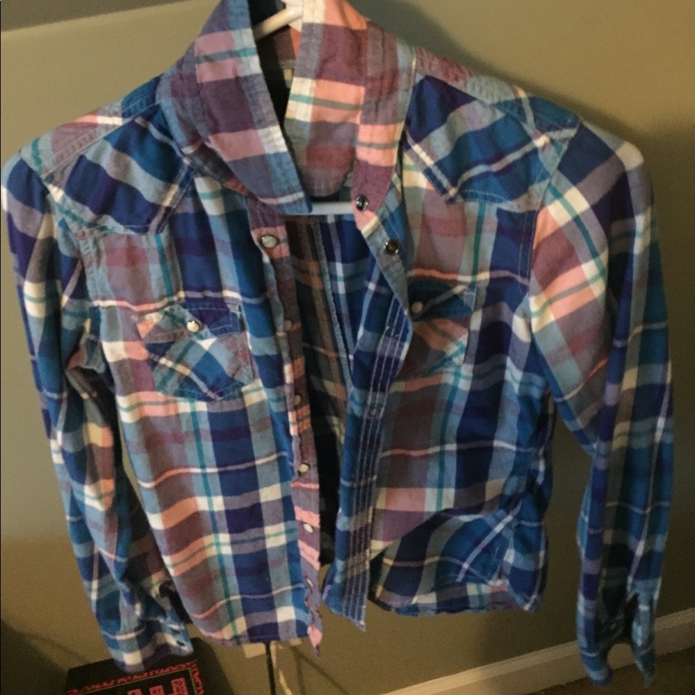 Cute plaid shirt