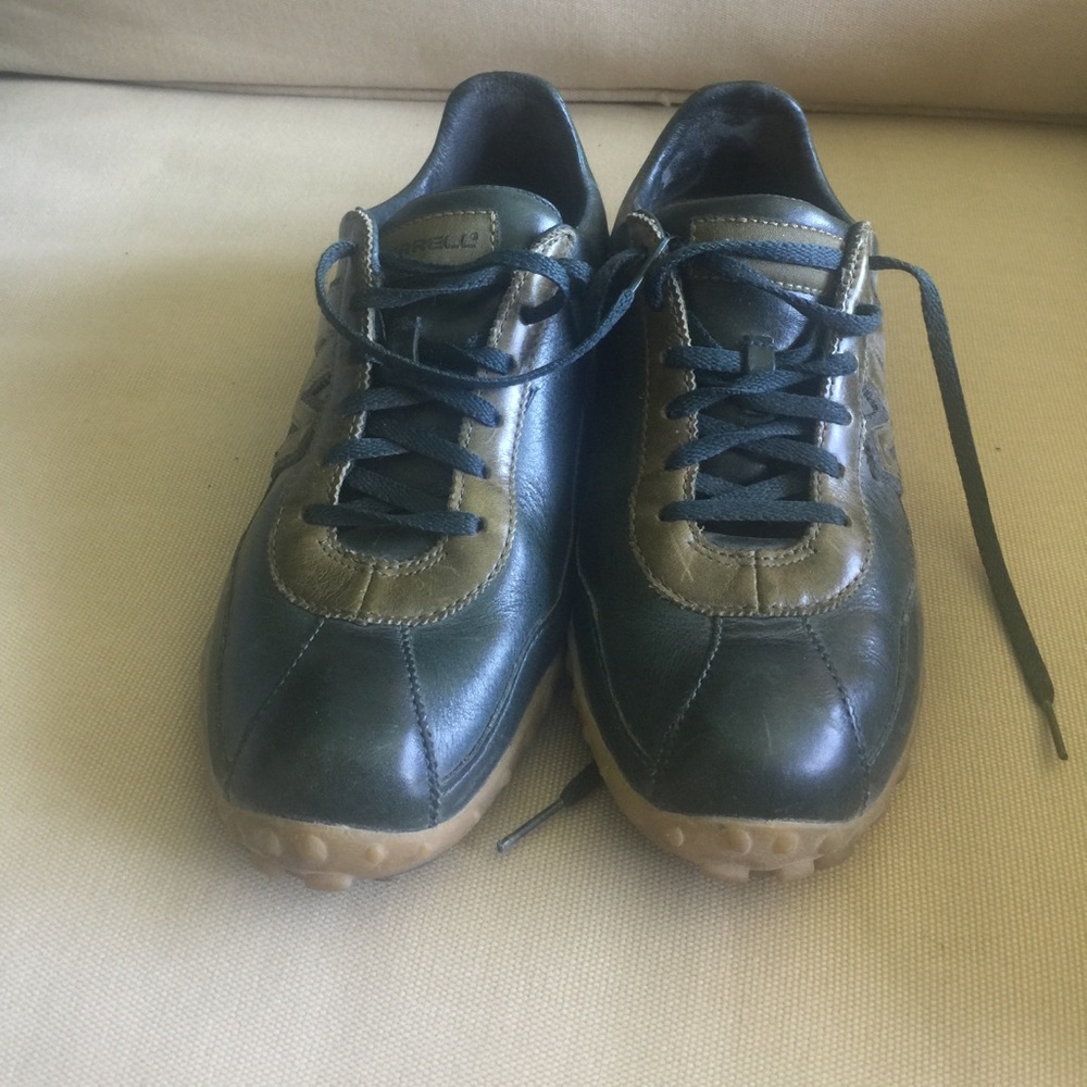 Green leather sneaker Merrell