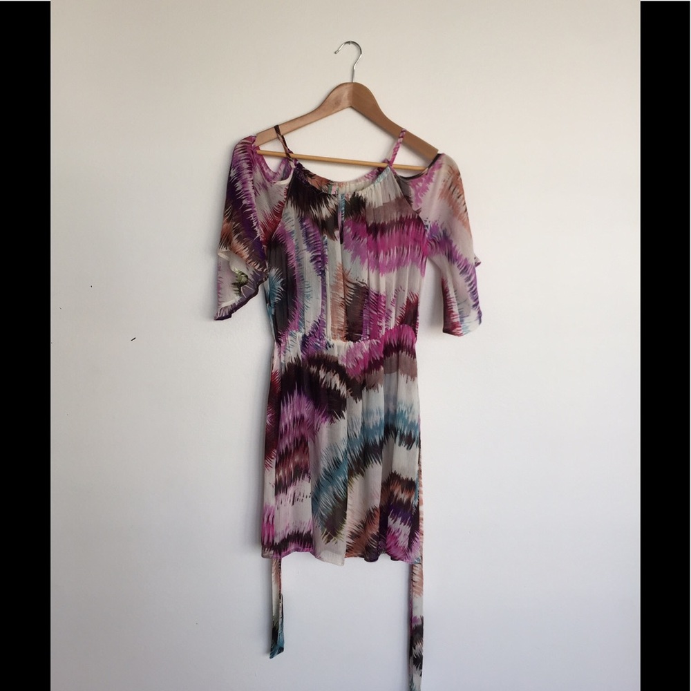 Peek a boo shoulder dress