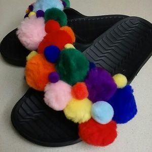 slides pom fur pom 8 Pom White slides Fur Pom from ! On Slide ð karin Sandals