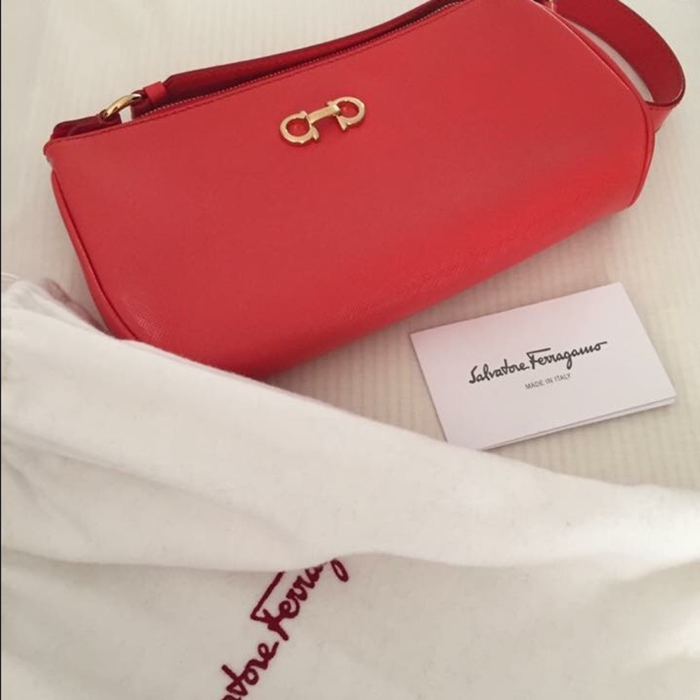 Salvatore Ferragamo Lissetta Shoulder Bag