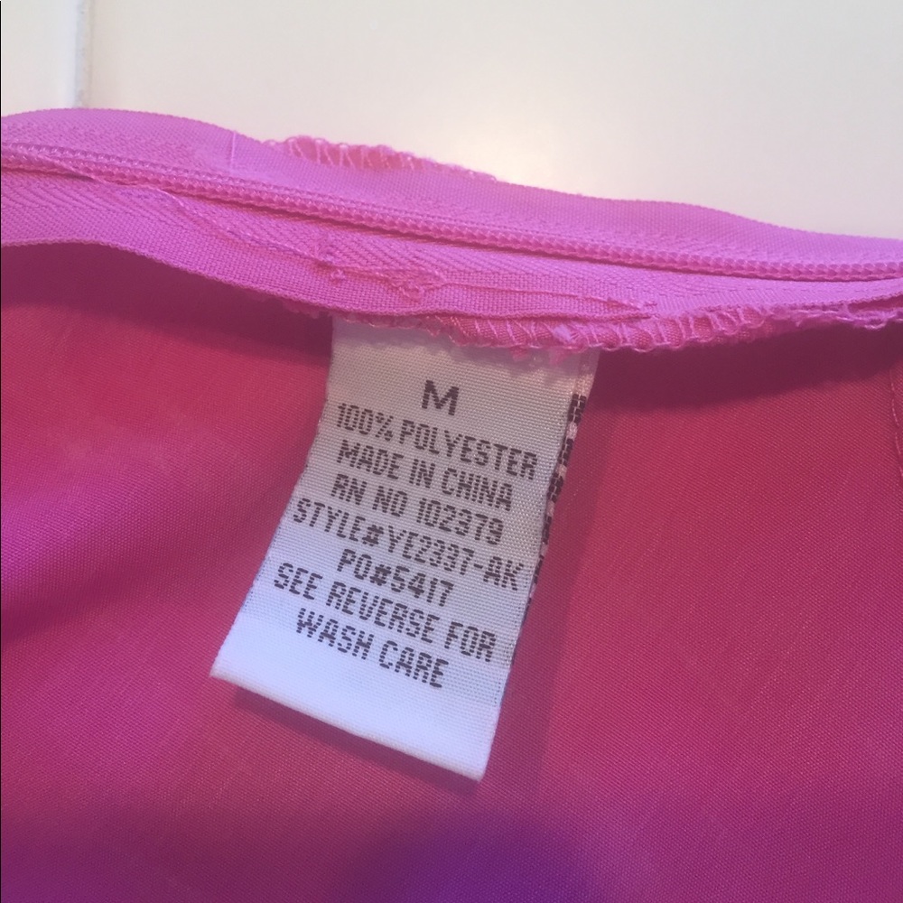 Pink ruffle top - Picture 6 of 6