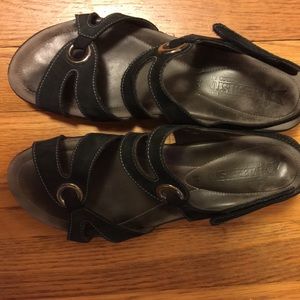 Mephisto Parfolia sandal