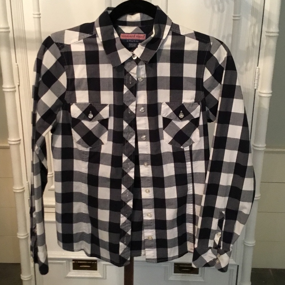 Vineyard Vine Button-up
