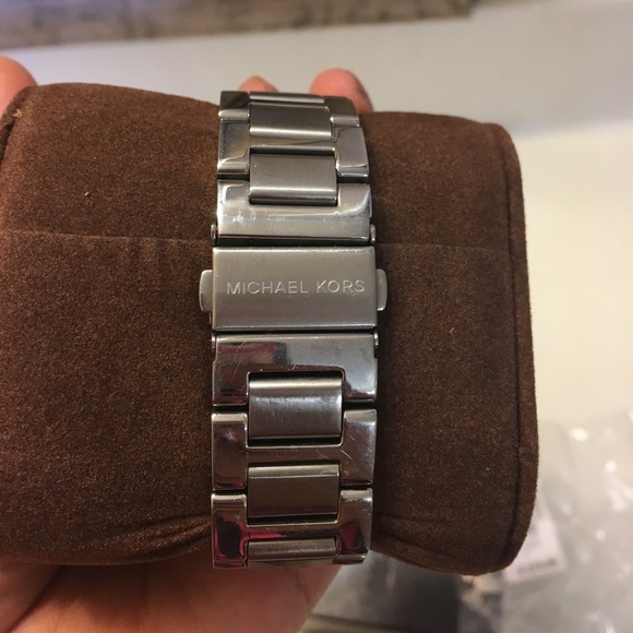 MK watch