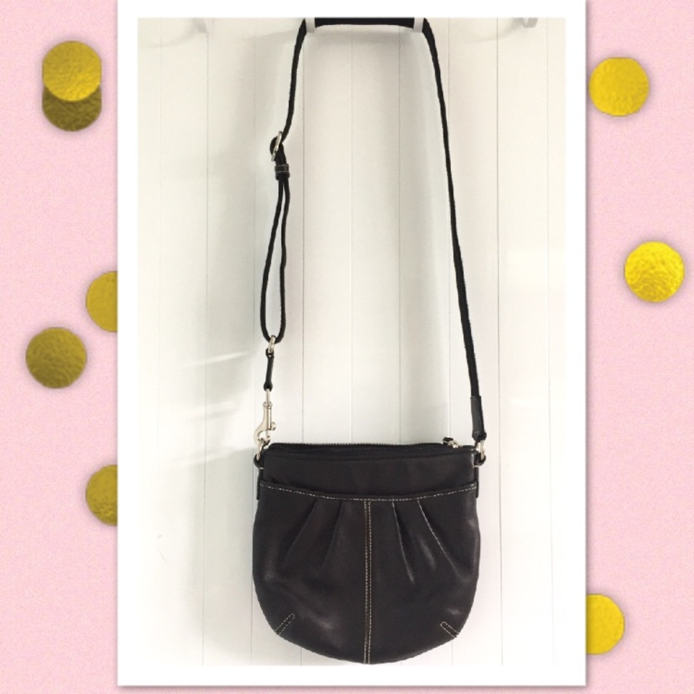 Coach leather pleated swingpack #42833