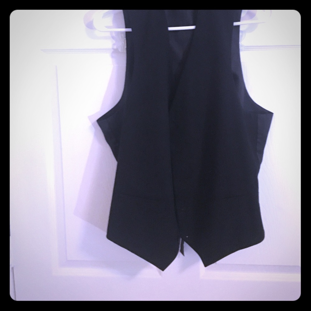 Geoffrey Beene vest