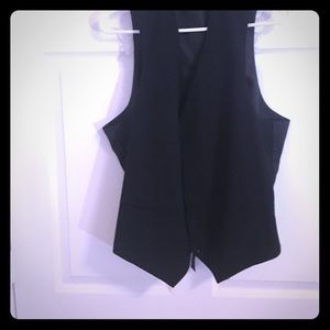 Geoffrey Beene vest