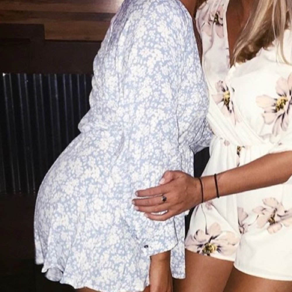 IN SEARCH OF SUGAR MAGNOLIA PLUNGING ROMPER
