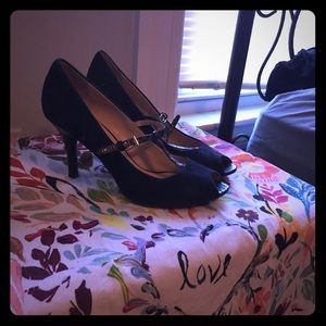 Franco Sarto T strap heels