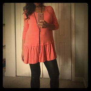 ‼️FINAL MARKDOWN Orange ruffled bottom blouse‼️