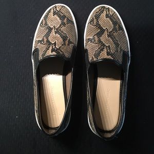 Snakeskin loafer