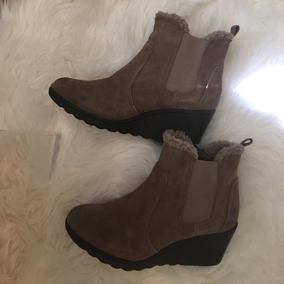 Weather-proof sheering booties - Picture 2 of 5