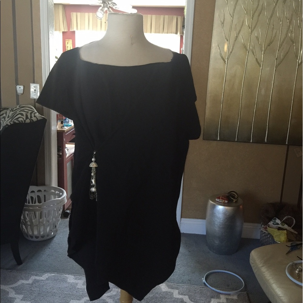 Loose fitting top