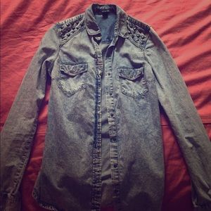Denim long sleeve button-up