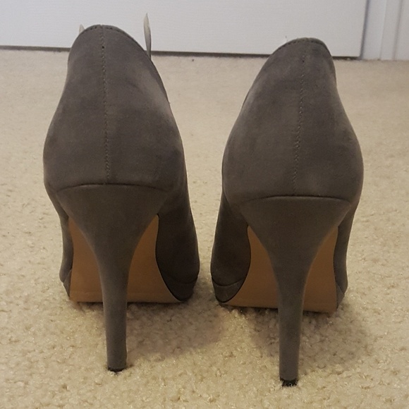 NIB gray suede booties! - Picture 4 of 5