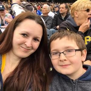 Meet your Posher, Tiffany