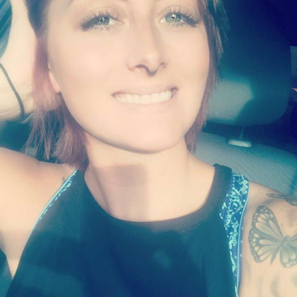 Meet your Posher, Danele