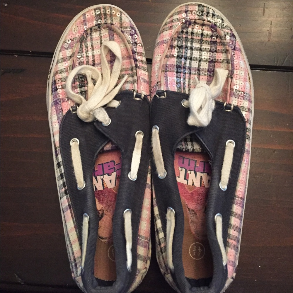 Shoes