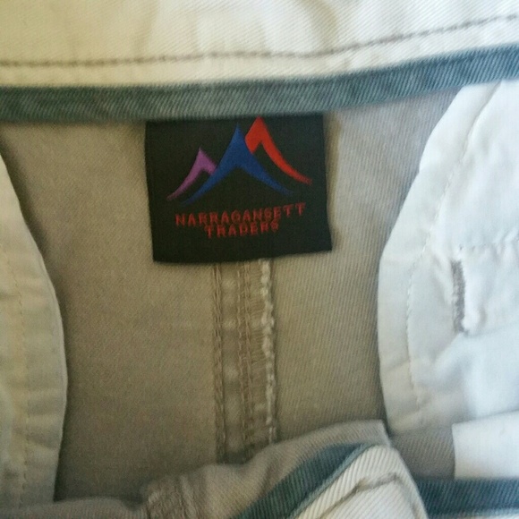 Narragansett Traders cargo shorts - Picture 3 of 4