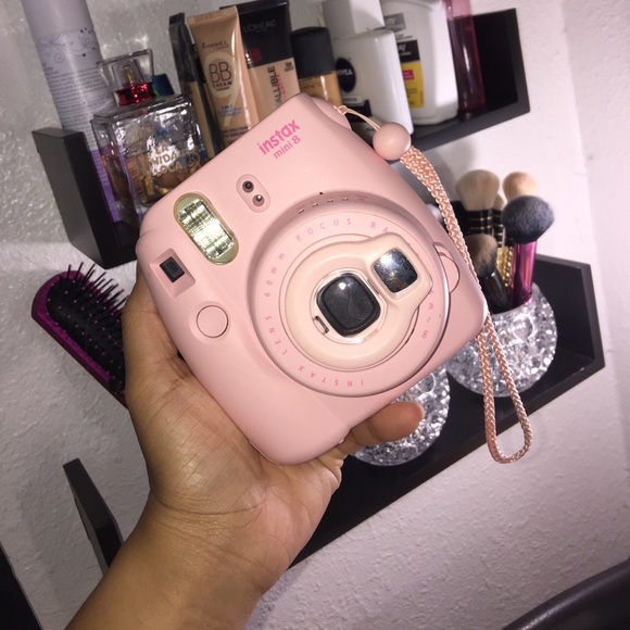 Instax mini 8 Polaroid camera - Picture 1 of 3