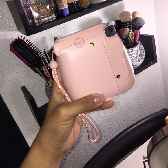 Instax mini 8 Polaroid camera - Picture 2 of 3