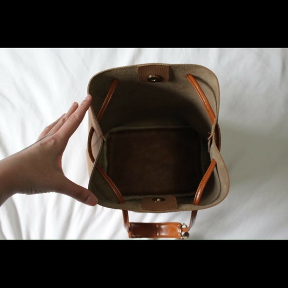 Handbag - Picture 2 of 4