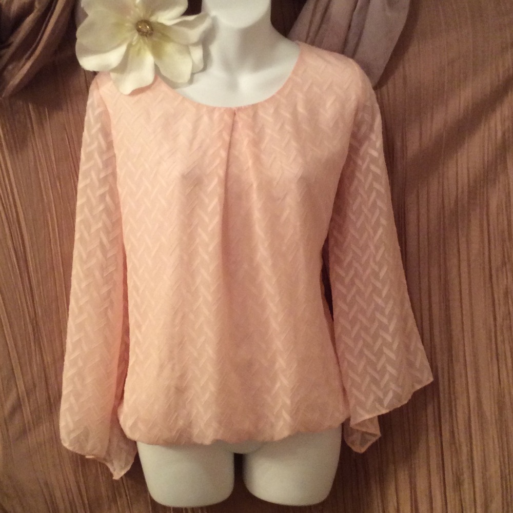 💕by & by 💕 3/4 Sleeve XL Top - Picture 2 of 8