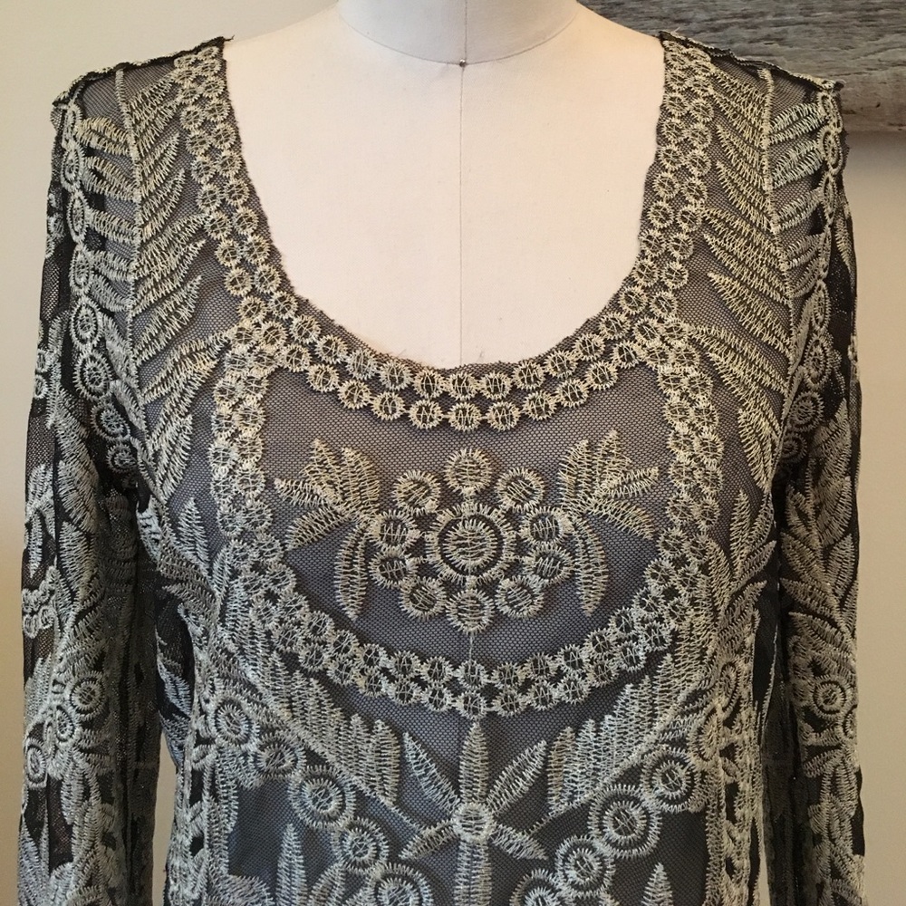 Black and Gold Blouse Size: Small Baroque Style