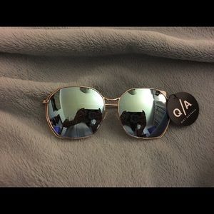 Quay sunnies