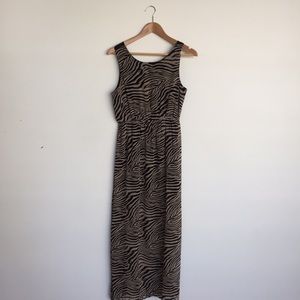 Dress with cut out back