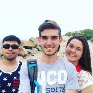 Meet your Posher, Diego