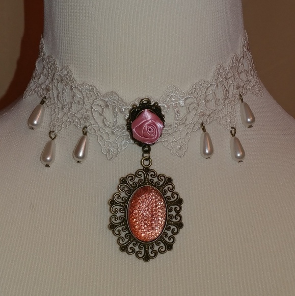 Choker pendant necklace - Picture 2 of 2